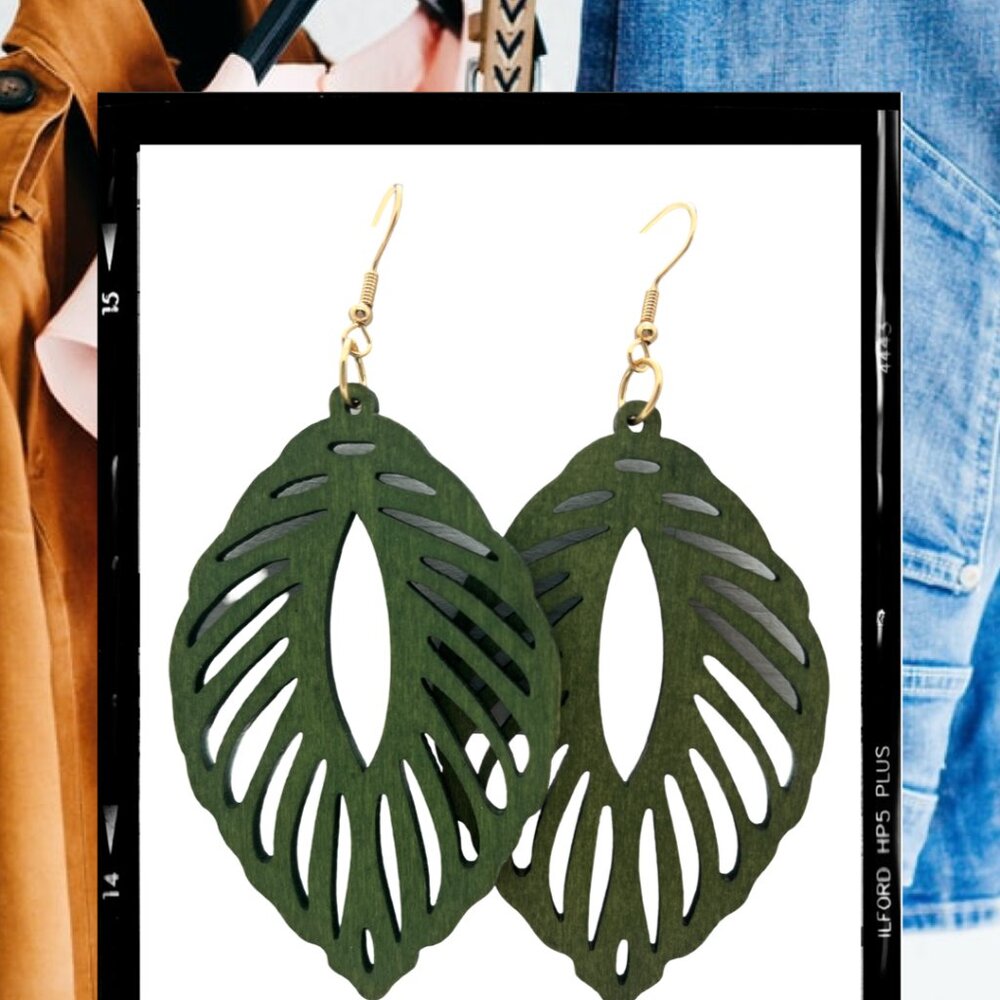 Green teardrop shaped earrings; large